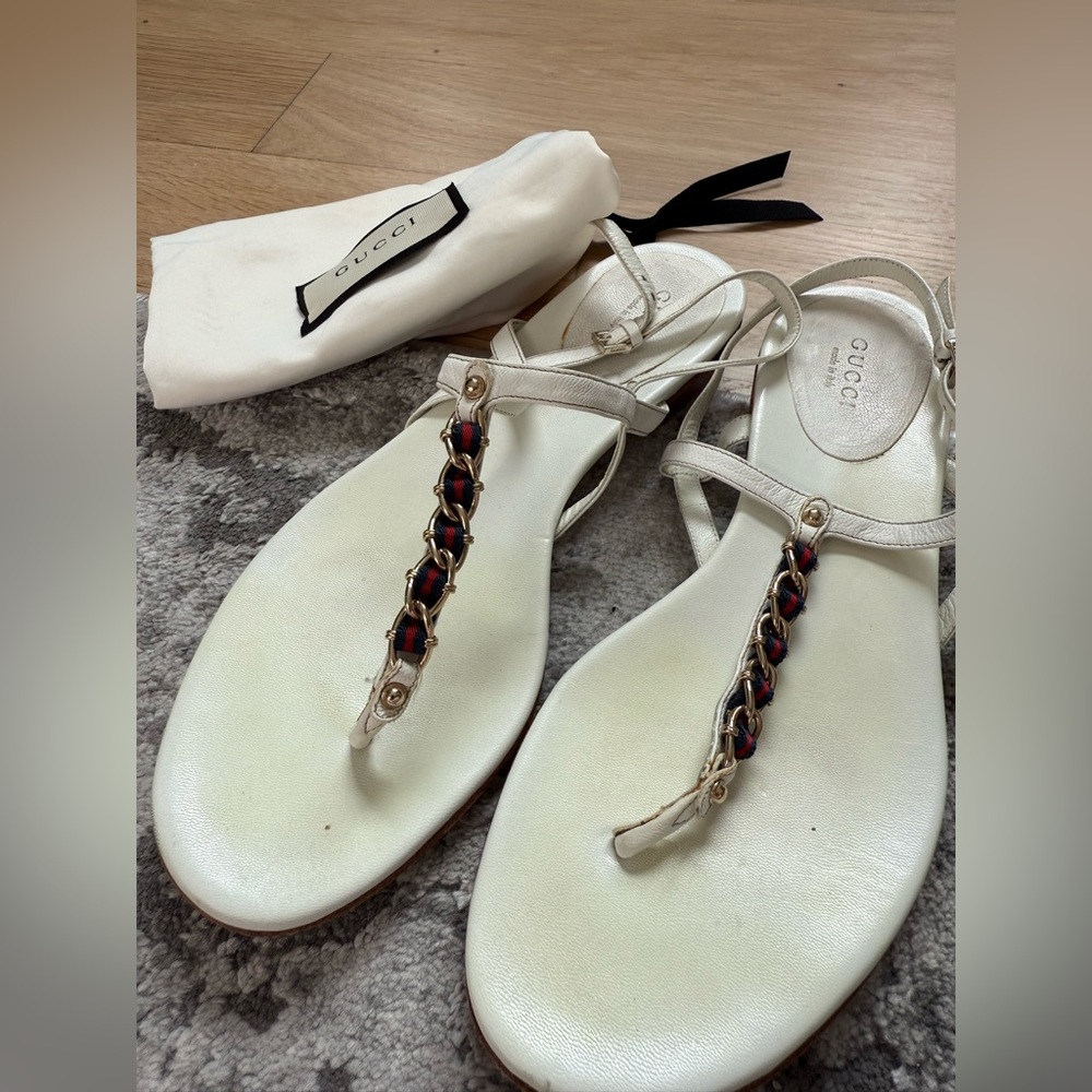 Gucci White Sandals with Navy and Red chain